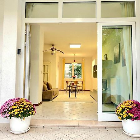 Villa Azzurro Линяно Сабиадоро Екстериор снимка